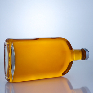 Botella de Licor de Vidrio Plana de 750ml al por Mayor, Botella Vacía para Whisky, Ron, Tequila y Licores, Base Pesada, Tapa de Rosca, Logotipo Personalizado - Product Image 3