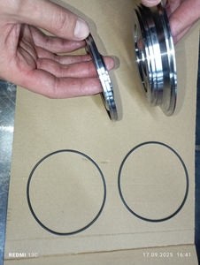 Truyền 09G Piston K2 ly hợp 09K với 2 chiếc Piston thép và vòng cao su - Product Image 2