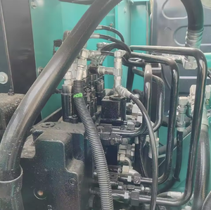 Mini-excavatrice hydraulique Kobelco SK75 d'occasion de haute qualité, 7 à 8 tonnes, avec accessoires tarière et brise-roche - Product Image 6