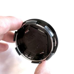 Emblème de badge de moyeu de roue de voiture de style nouveau de 57 mm, autocollant de roue pour Renault Koleos duster megane 2 Logan <span class=keywords><strong>clio</strong></span> - Product Image 4