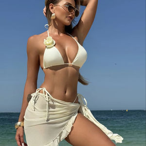 Nouvel ensemble trois pièces 3D Fleur Halter Maillot de bain sexy couleur unie avec jupe en maille pour femme, soutien-gorge push-up, bas taille haute avec logo sur la taille - Product Image 4