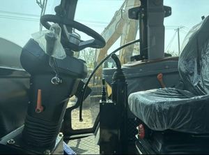 Second Hand Caterpillar 420F Backhoe Loader Used Loaders CE Certified Engine 70KW 3.3 Ton Rated Load Auger Attachment Breaker - Product Image 6