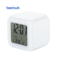 Jam Alarm Proyeksi Digital Radio LED 7 Warna Berubah Plastik untuk Kembali ke Sekolah LEDW-7C