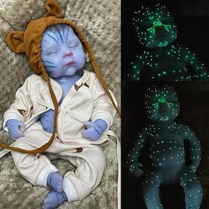 Muñeca Bebé <span class=keywords><strong>Reborn</strong></span> de <span class=keywords><strong>Silicona</strong></span> Realista de 13 Pulgadas con Función de Brillo en la Oscuridad, Bobbie Azul, Certificación CE - Product Image 1