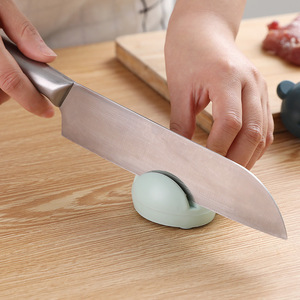 Aiguiseur de couteaux en <span class=keywords><strong>pierre</strong></span> à aiguiser, gadgets de cuisine, 1 pièce, design de dessin animé multifonctionnel, mini <span class=keywords><strong>pierre</strong></span> à aiguiser - Product Image 2