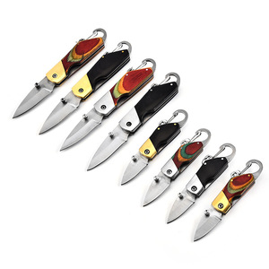 Cuchillo de Bolsillo Multiusos de Acero Inoxidable de Alta Calidad con Mango de Madera y Llavero para Camping - Product Image 1