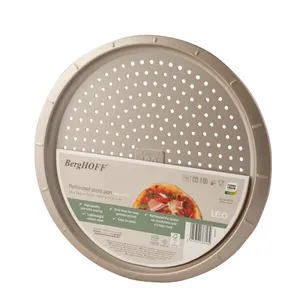 Plaque à pizza perforée BergHOFF 30 cm avec grille pour une cuisson uniforme et une croûte croustillante - Product Image 1