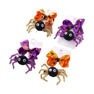 Accessoires capillaires en tissu à motif de dessin animé pour enfants, transfrontaliers, pour Halloween : Nœuds et pinces à cheveux fantaisie 3D en forme d'araignée pour costumes de fête - Product Image 5