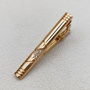 Productos de gran venta: Clips de corbata de cristal con diamantes de imitación galvanizados para hombre, recuerdos de exhibición para invitados de boda, clip de corbata 'Cásate Conmigo' - Product Image 4