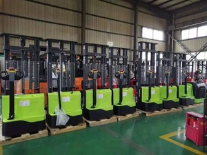 1ton 1.5 Ton 1500 Kg Zelfladende Zelfliftende Draagbare Stapelaar Met 2V Heftruckbatterij Volledig Elektrisch Semi-Elektrisch Voor Magazijnen - Product Image 5