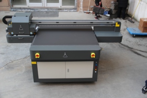YDM Wide Format 1313UV FlatbedPrinter Machine ForBottBottles Maleta Desktop ProductPrinting - Product Image 6