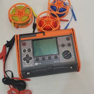 Medidor de Resistencia y Resistividad a Tierra Sonel MRU-200 - Product Image 3