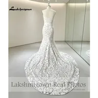 Gaun Pengantin Mewah Model Mermaid Berbahan Lace dengan Kerah Sweetheart dan Ekor Pendek