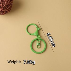 Llavero de Aleación Colorido con Cierre de Langosta, Juego de Tres Piezas de Accesorios Creativos para Manualidades, Anillos de Llavero Hechos a Mano - Product Image 3