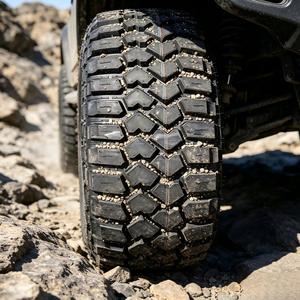 Neumático Radial GOFORM Nuevo al por Mayor, 35*12.5R20, Clásico MT, Agarre Robusto, Antiabrasión, para Vehículos 4x4, SUV y Camionetas - Product Image 1