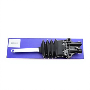 Valve de nivellement de suspension pneumatique 4640070010 20746460 1934938 1505081 8188642 81436106129 pour camion Iveco Reno DAF - Product Image 4