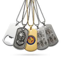 Plaques d'identification personnalisées en métal pour chien avec décapsuleur intégré, logo 3D personnalisé, pendentif en alliage de zinc avec chaîne à billes