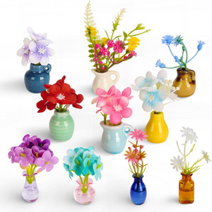 Lot <span class=keywords><strong>de</strong></span> 10 mini-vases en céramique aimantés pour réfrigérateur – Aimants décoratifs mignons pour la maison, la cuisine, le bureau et la décoration <span class=keywords><strong>de</strong></span> tableau blanc - Product Image 1