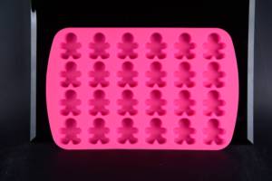 Nouveau moule en silicone 24 cavités pour gâteaux, cupcakes, bonbons, Père Noël et cloches, idéal pour la pâtisserie DIY de Noël 2013 - Product Image 6