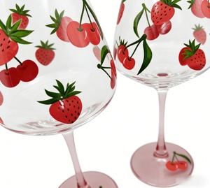 Juego de Vasos de Cristal Soplados a Mano SNW, Copas de Vino con Diseño Personalizado de Cerezas y Fresas Pintadas a Mano - Product Image 6