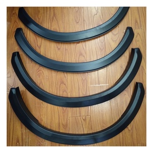 KQD Luxe ABS Fibre de Carbone Noir Élargisseurs d'ailes de voiture avec installation facile pour HIACE 2019 et modèles sportifs ultérieurs - Product Image 1