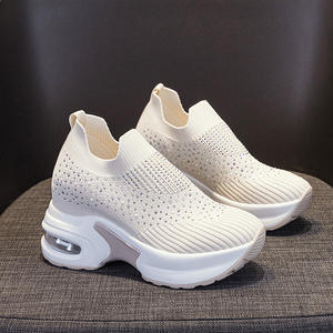 Chaussures de marche décontractées élégantes et légères pour femmes, respirantes, avec soutien de la voûte plantaire et plateforme rehaussante, pour sports de plein air - Product Image 6