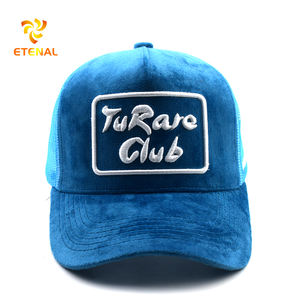 Cappellino Sportivo OEM Personalizzato di Alta Qualità a 5 Pannelli con Logo Ricamato 3D, Rete e Chiusura Snapback, in Velluto Blu Pavone e Tessuto Dobby a Pois - Product Image 2