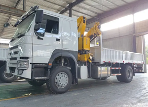 شاحنة هووو 6×4 عالية الأداء مع رافعة ذراع متمفصلة تلسكوبية 20 طن هيدروليكية ذات سطح مسطح لرفع البضائع الثقيلة - Product Image 5