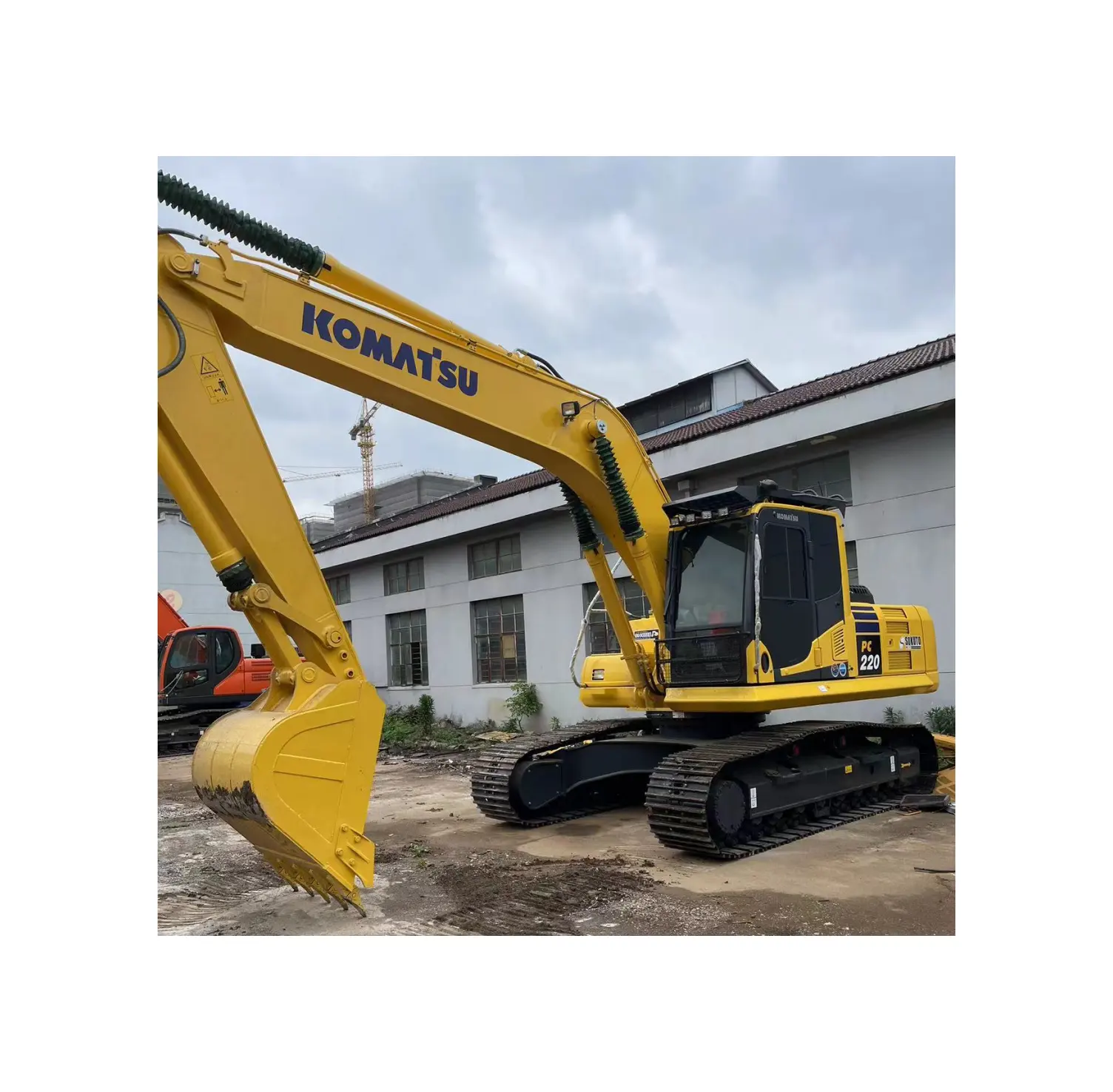 Yüksek kalite kullanılan KOMATSU PC220 PC220-8N1 PC200-8N1 PC240 KOMATSU ekskavatör