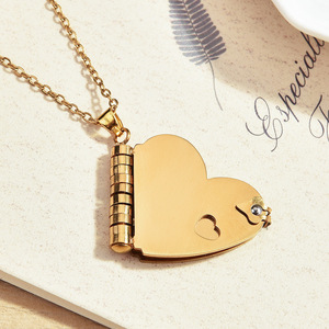 Collana con Ciondolo a Forma <span class=keywords><strong>di</strong></span> Cuore in Acciaio Inossidabile con Diamante, Lusso Discreto, Versatile, <span class=keywords><strong>Regalo</strong></span> Unisex per Coppie - Product Image 4