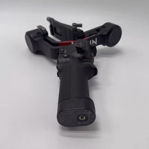 Stabilisateur de cardan portable DJI Ronin RS4 3 axes, 95% neuf, original, charge utile 3 kg, pour appareil photo reflex numérique et hybride, tournage vidéo professionnel - Product Image 6