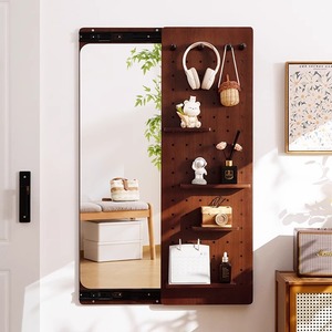 Espejo de cuerpo entero de madera maciza, montado en la pared, con tablero perforado multifuncional para almacenamiento, para uso doméstico. - Product Image 1