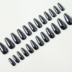 AIERFEI 24 Uñas Postizas de Gel Cromadas Negras Brillantes, Calidad de Salón, Puntas de Uñas Largas en Forma de Almendra, Uñas Artificiales de Espejo al por Mayor, Estilo Punk - Product Image 4