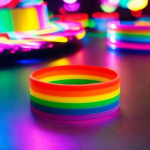 Bracelet arc-en-ciel pas cher, bracelet en silicone de haute qualité, bracelet coloré segmenté personnalisé pour fête à thème - Product Image 5