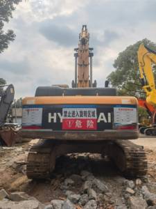 Excavatrices d'occasion HYUNDAI 335LC-9T 150 210 215 220 225 265 375 485 HYUNDAI 335LC-9T Excavatrices d'occasion - Product Image 3