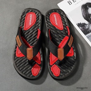 Scarpe da spiaggia Casual Sole antiscivolo in <span class=keywords><strong>gomma</strong></span> morbida antiscivolo da uomo alla moda ispirate alla celebrità di Internet per pantofole da esterno - Product Image 3