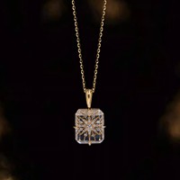 Collar de Cristal Blanco Natural con Diseño de Hielo y Nieve, Brillante y Luminoso, con Colgante de Estrella de Oro de 18K, Estilo Nórdico Minimalista y Exquisito