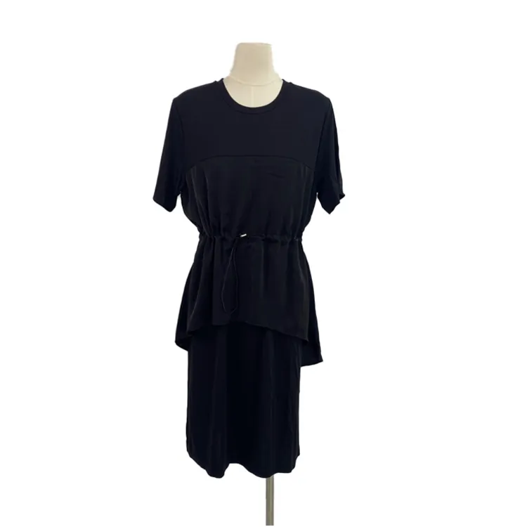 Cascading Ruffle T-Shirt Kleid Front Kordel zug Taille Sommer einfarbig schwarz Elegant Women Fit und Flare Casual Dress