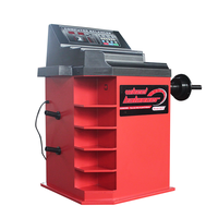 Équilibreuse de roue automatique universelle de machine d'équilibre de pneu d'alignement de prix bon marché
