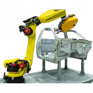 <span class=keywords><strong>Robot</strong></span> Industriale FANUC R-2000iD 210FH a 6 Assi con Braccio Cavo, Capacità 210kg, per Saldatura a Punti e Movimentazione di Materiali Pesanti - Product Image 1