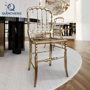 Sedia da Pranzo Moderna di Lusso in Acciaio Inox Dorato, Sedia di Alta Gamma per Eventi e Matrimoni, Arredamento per Villa e Hotel, Vendita Diretta dalla Fabbrica - Product Image 3