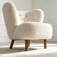 Fauteuil d'appoint en polaire blanc, fauteuil d'appoint incurvé avec détails boutonnés pour coin lecture d'appartement et décoration d'entrée
