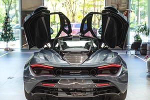 <span class=keywords><strong>McLaren</strong></span> 720S Coupé 4.0T Automatica Usata del 2019, Auto Sportiva di Lusso con Porte a Farfalla, 4700 km - Product Image 3