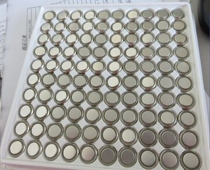 Lithium Zn/MnO2 1.5Vアルカリ625A lr9ボタン電池LR50 - Product Image 3