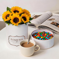 Boîtes à fleurs miniatures en carton rigide personnalisées avec dorure à chaud et finition mate pour bouquets, emballage cadeau recyclable