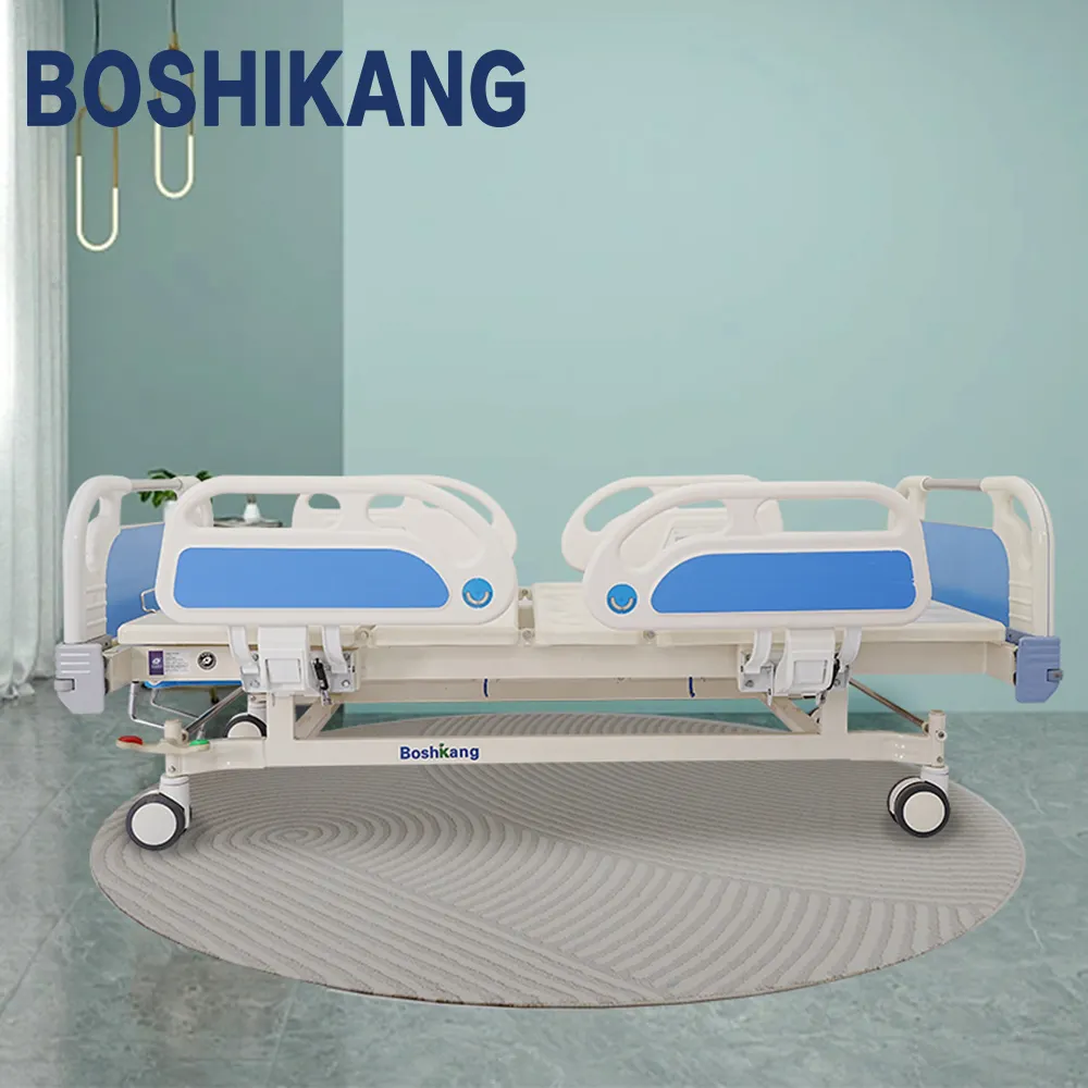 zweifunktionale blaue manuelle medizinische Krankenhausbetten 2 Kurbeln für Ältere zu verkaufen