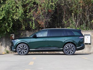 Dongfeng Yipai 008 2026, SUV de Rango Extendido, Auto Familiar Grande, Carga Rápida <span class=keywords><strong>en</strong></span> 25 <span class=keywords><strong>Minutos</strong></span>, <span class=keywords><strong>5</strong></span> Asientos, Vehículo Híbrido Eléctrico para Exportación - Product Image 2
