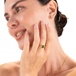 Anillo de compromiso Silvershake Topaz, corte octogonal de 7x5mm, plata de ley 925, chapado en oro blanco o amarillo, joyería fina para mujer - Product Image 3