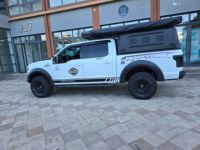 Caravana Ligera Moderna con Techo Rígido Desplegable, Caravana Deslizable para Camionetas Medianas