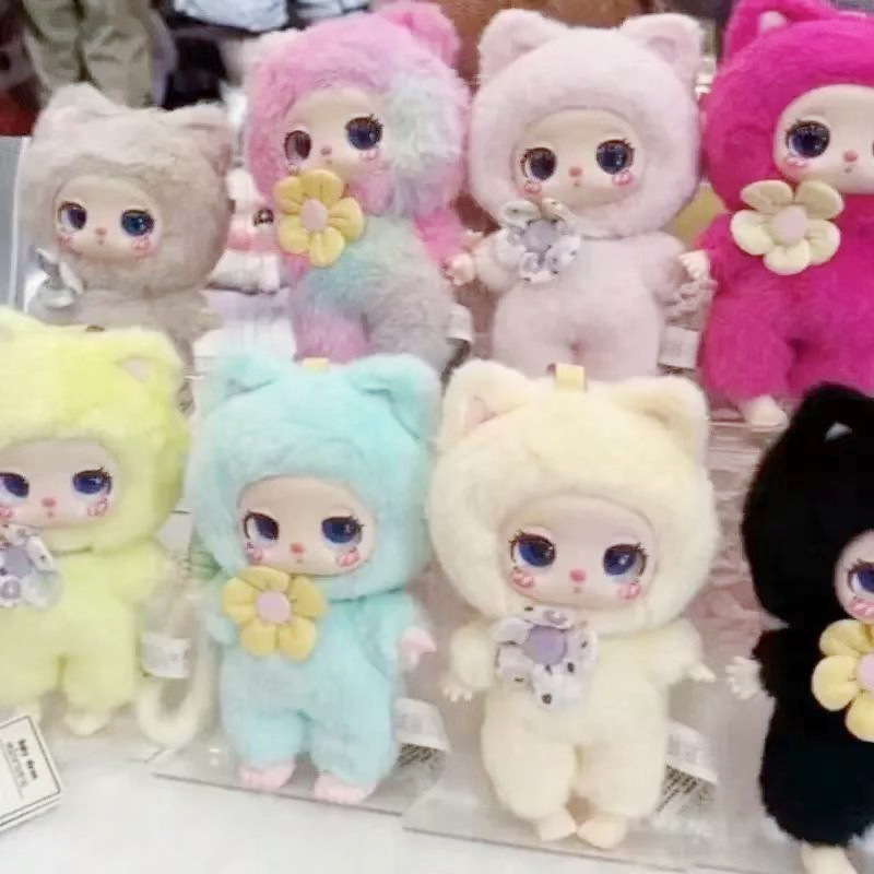 Lila lukycat en peluche fin boîte 8